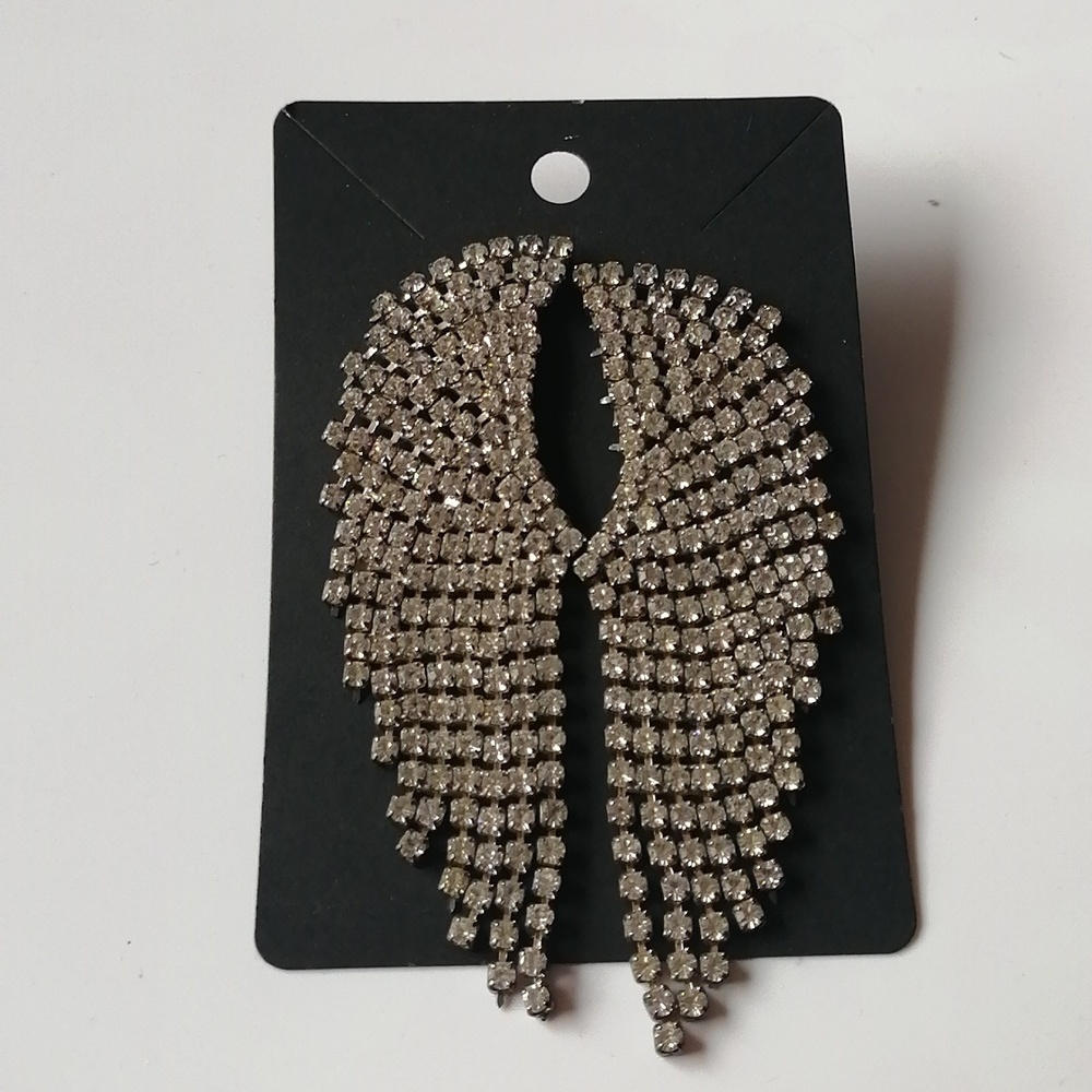 Vintage Angels Wings Rhinestone Luxe Chandelier Drop Silvertone Earring
